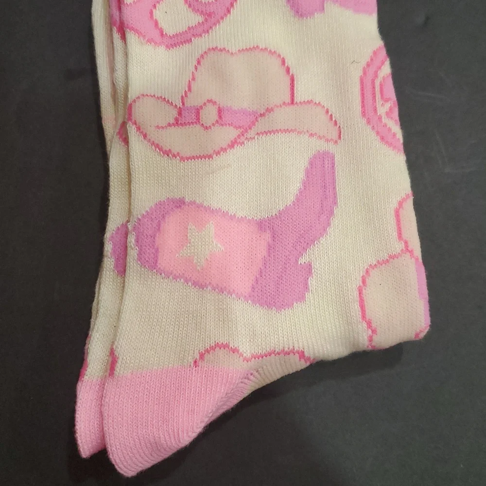 Barbie Cowboy hat cowboy boots cream printed crew socks fits‎ size 9-13 new